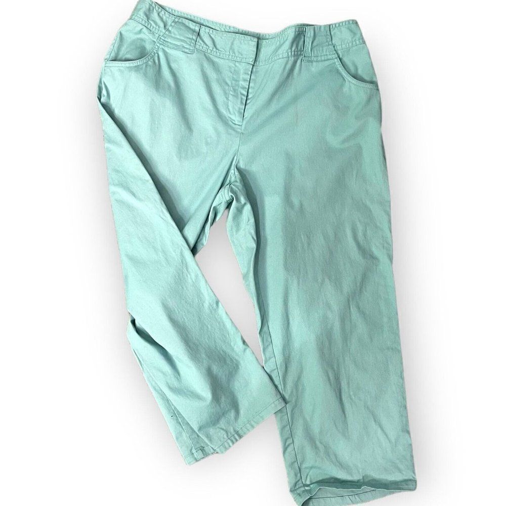 JH Collectibles Women's Pastel Blue Turquoise Capris Size 14 Casual Pockets Zip